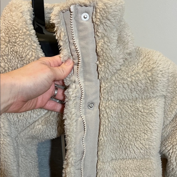 Calvin Klein Tan Sherpa Jacket - Size XSmall - Picture 5 of 14